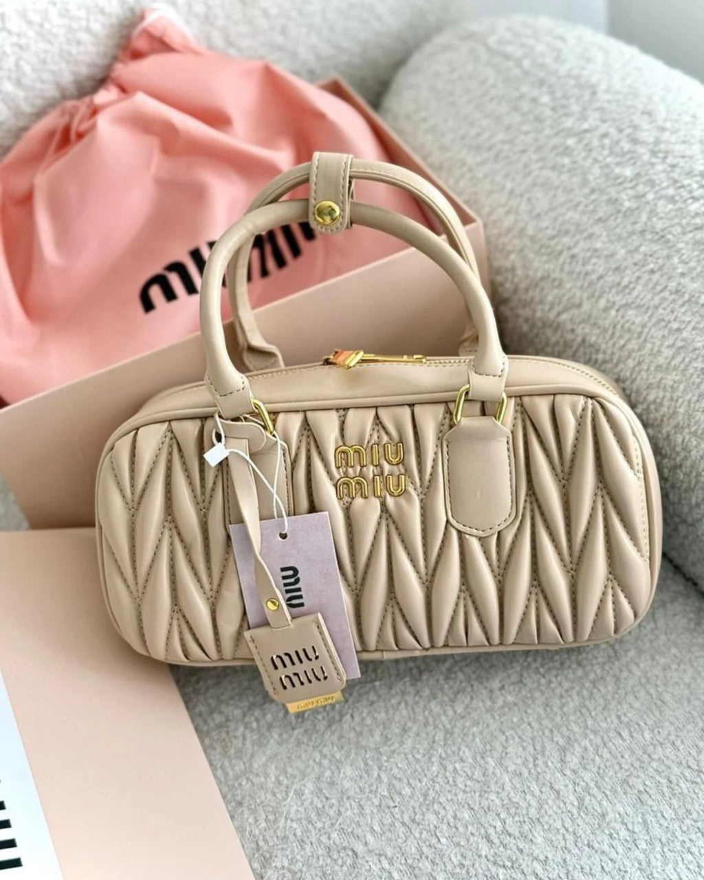 MIU MIU BAÚL MEDIANO M180