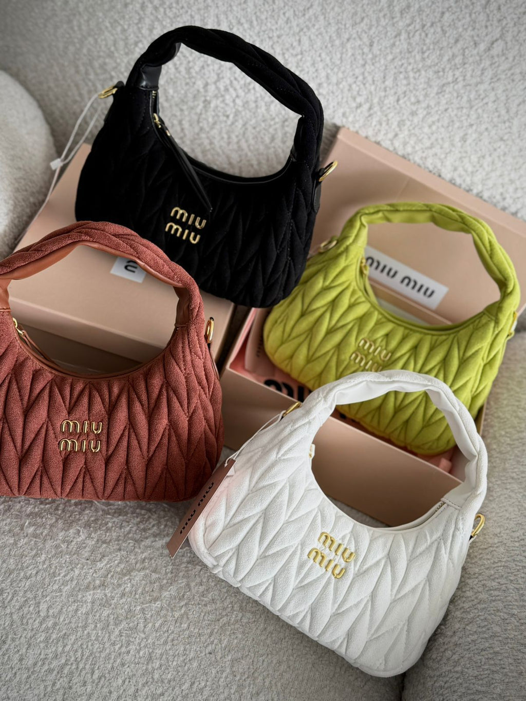 CARTERA DE MANO MIU MIU