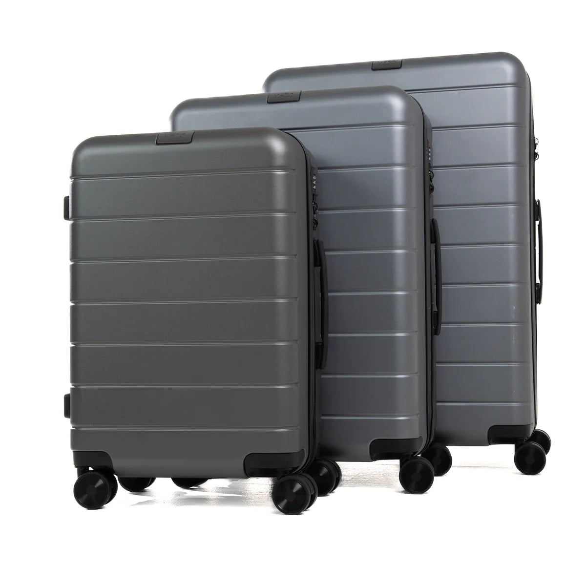 MALETA YEZO ESSENCIAL GRIS OSCURA