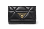 Billetera prada M45