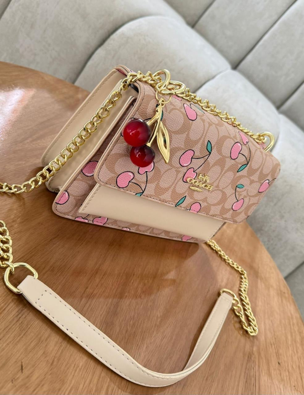 Nolita coach con cereza